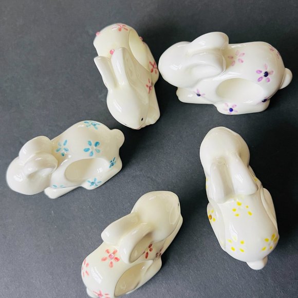 VINTAGE Set of 5 Bunny Napkin Rings with Design EUC - Picture 6 of 6